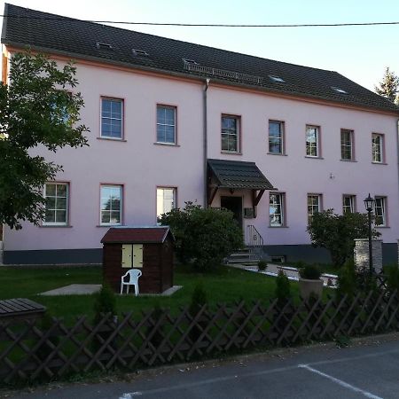 Ferienwohnung Fam. Haehle ブルクシュッテット エクステリア 写真
