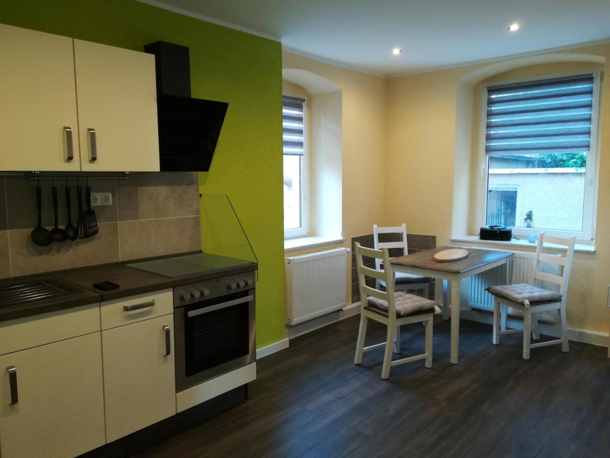 Ferienwohnung Fam. Haehle ブルクシュッテット エクステリア 写真