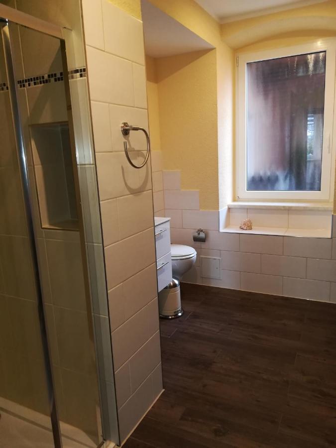 Ferienwohnung Fam. Haehle ブルクシュッテット エクステリア 写真